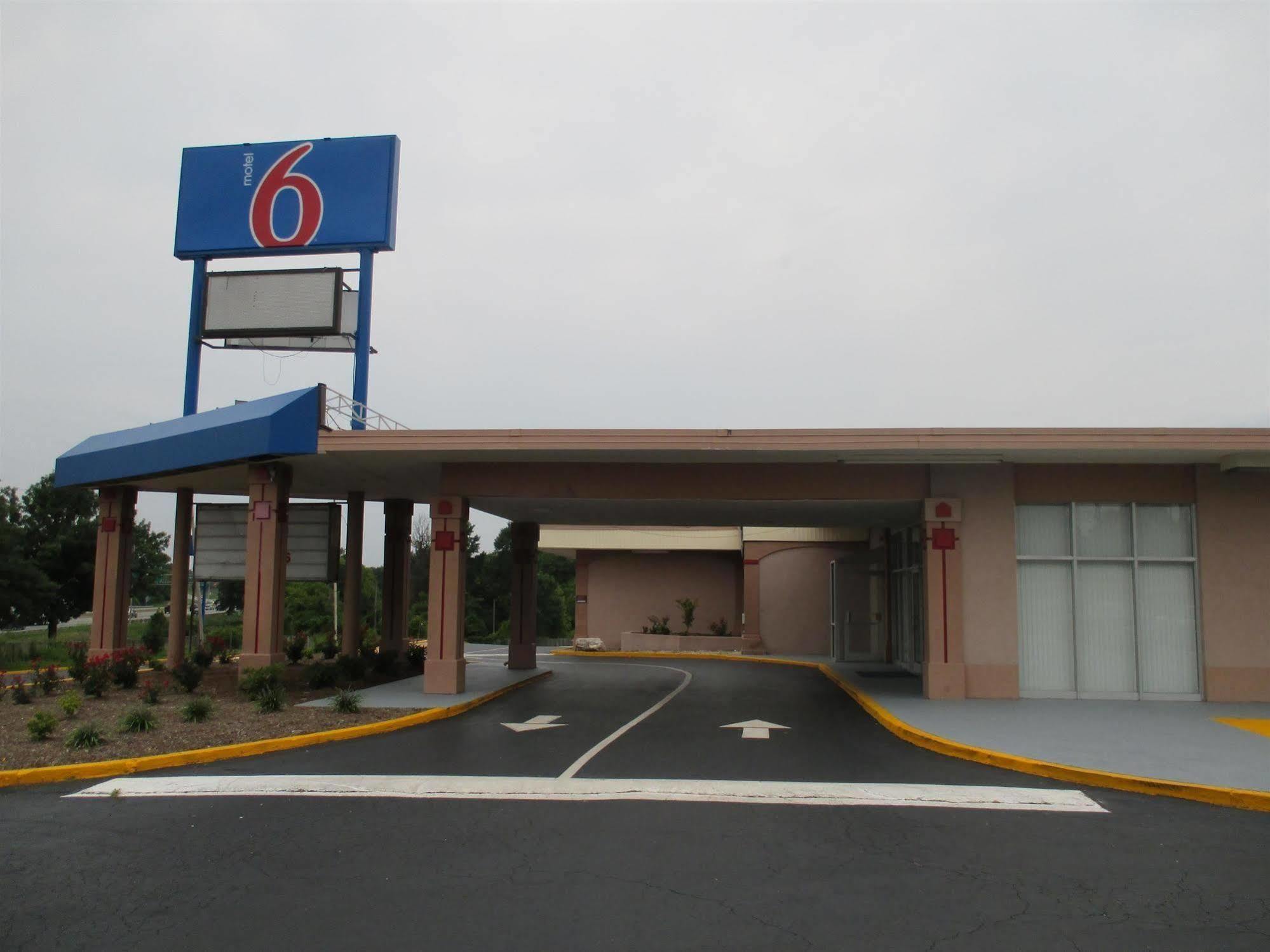 Motel 6-Greensboro, Nc Екстер'єр фото